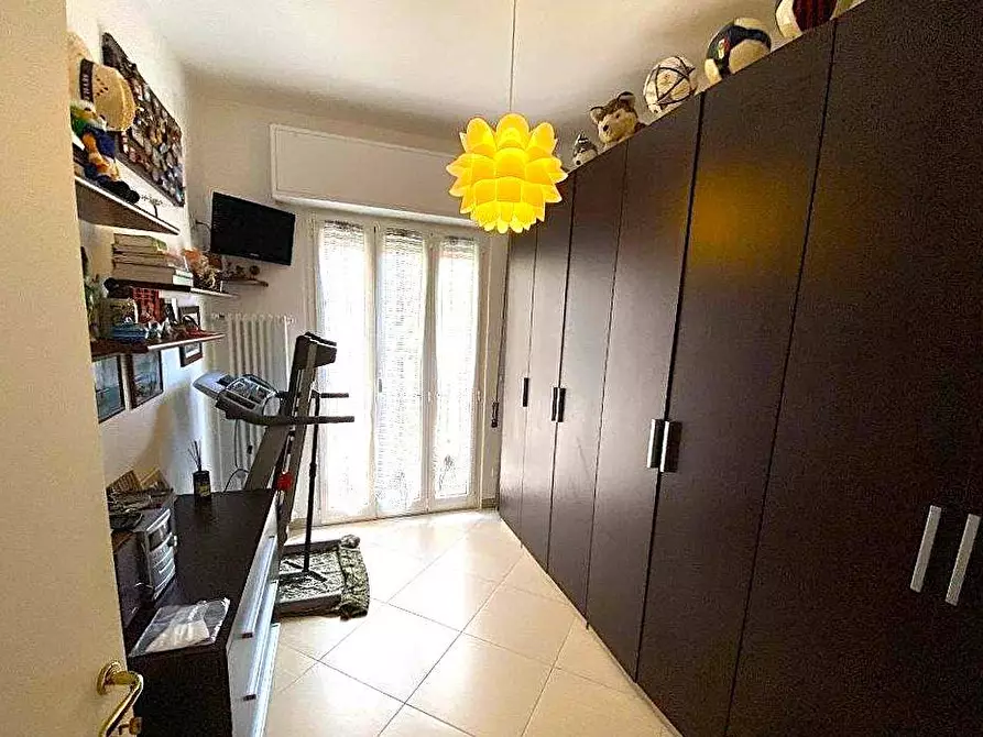 Immagine 6 di Appartamento in vendita  in Via Giuseppe Cesare Abba a Finale Ligure