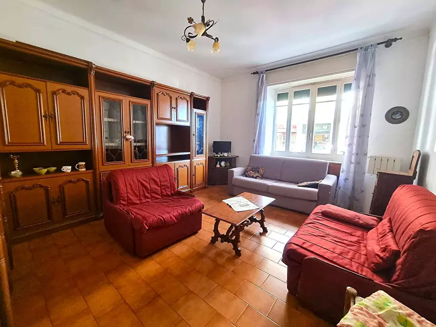 Immagine 8 di Appartamento in vendita  in Via Nicolò Saccone a Finale Ligure