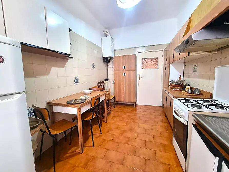 Immagine 10 di Appartamento in vendita  in Via Nicolò Saccone a Finale Ligure