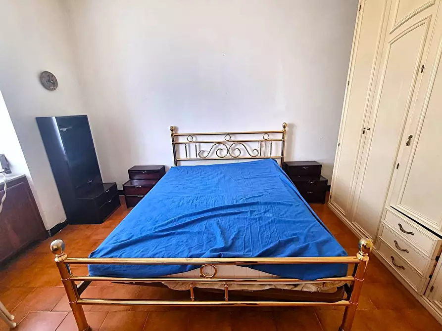 Immagine 13 di Appartamento in vendita  in Via Nicolò Saccone a Finale Ligure