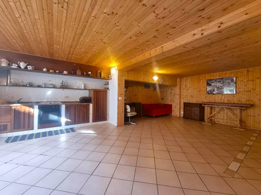 Immagine 23 di Appartamento in vendita  in Via Silvio Pellico 19 a Finale Ligure