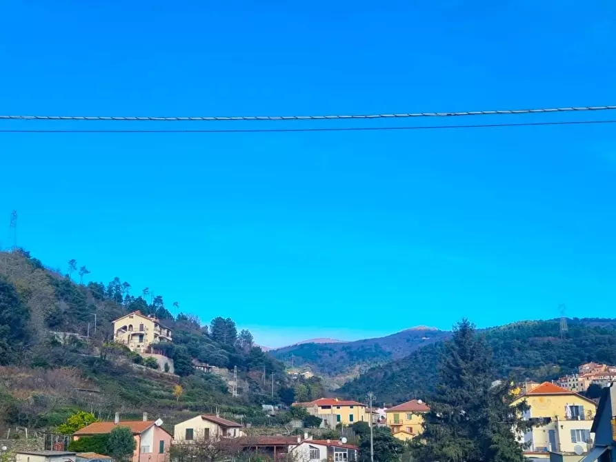 Immagine 31 di Appartamento in vendita  in Via Silvio Pellico 19 a Finale Ligure