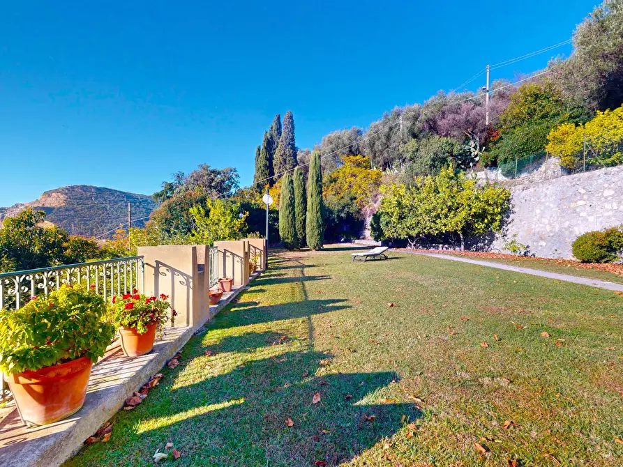 Immagine 8 di Appartamento in vendita  in Via Belvedere a Finale Ligure