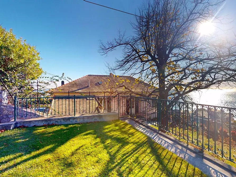 Immagine 20 di Appartamento in vendita  in Via Belvedere a Finale Ligure