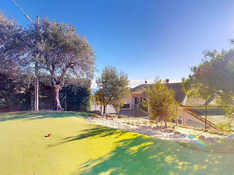 Immagine 21 di Appartamento in vendita  in Via Belvedere a Finale Ligure