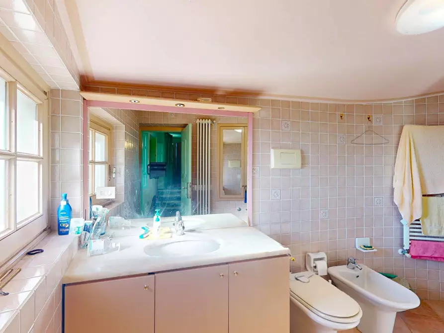 Immagine 69 di Appartamento in vendita  in Via Belvedere a Finale Ligure