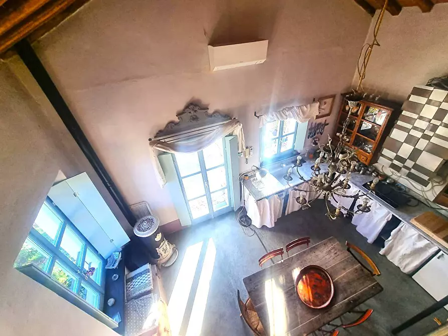 Immagine 7 di Appartamento in vendita  in Via delle fabbriche a Finale Ligure