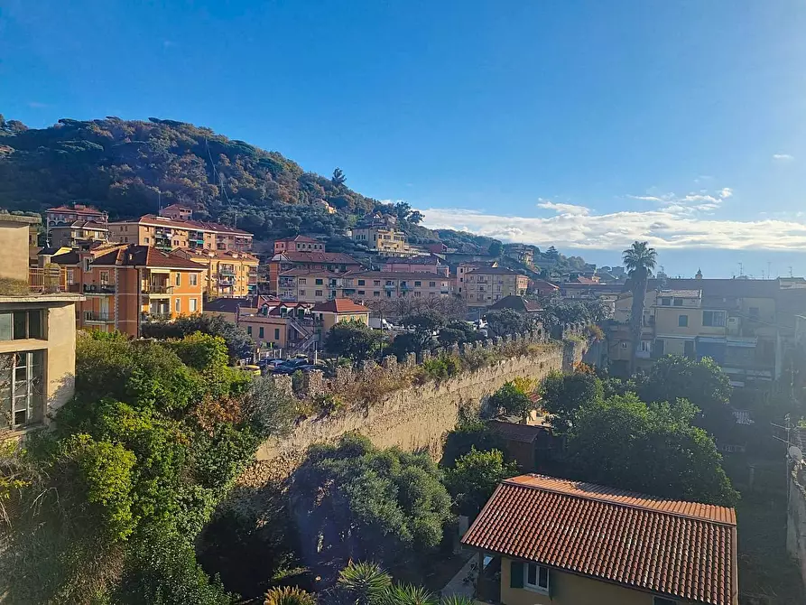 Immagine 21 di Appartamento in vendita  in Via delle fabbriche a Finale Ligure