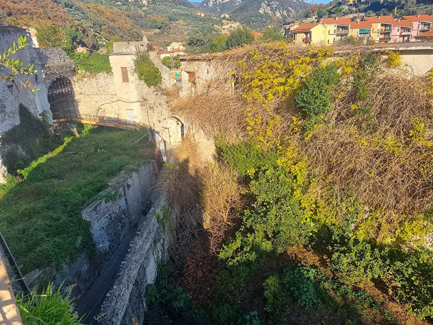 Immagine 22 di Appartamento in vendita  in Via delle fabbriche a Finale Ligure