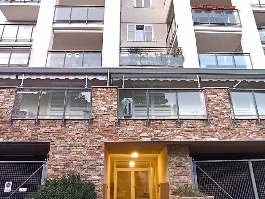 Immagine 9 di Appartamento in vendita  in Via Brunenghi a Finale Ligure