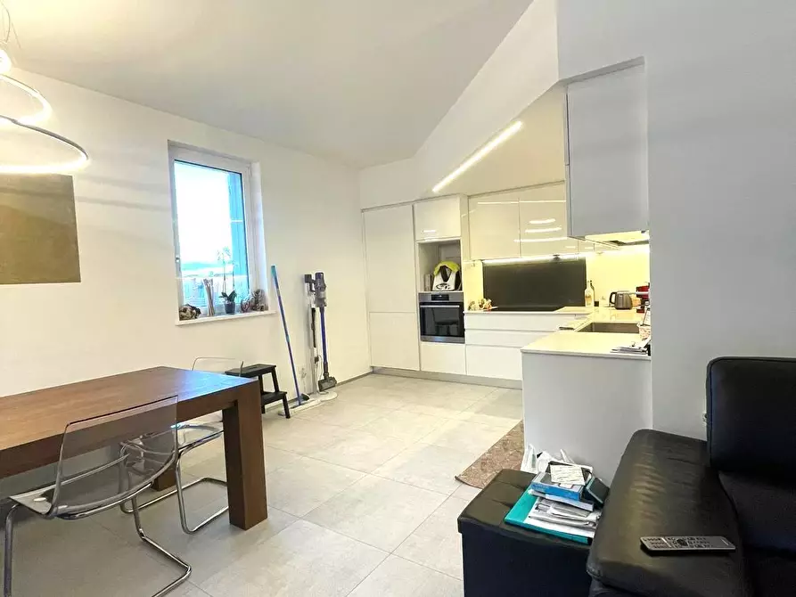 Immagine 10 di Appartamento in vendita  in Via Brunenghi a Finale Ligure