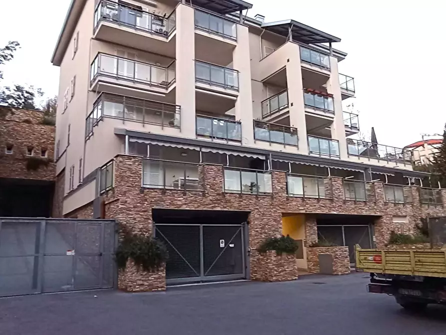Immagine 12 di Appartamento in vendita  in Via Brunenghi a Finale Ligure