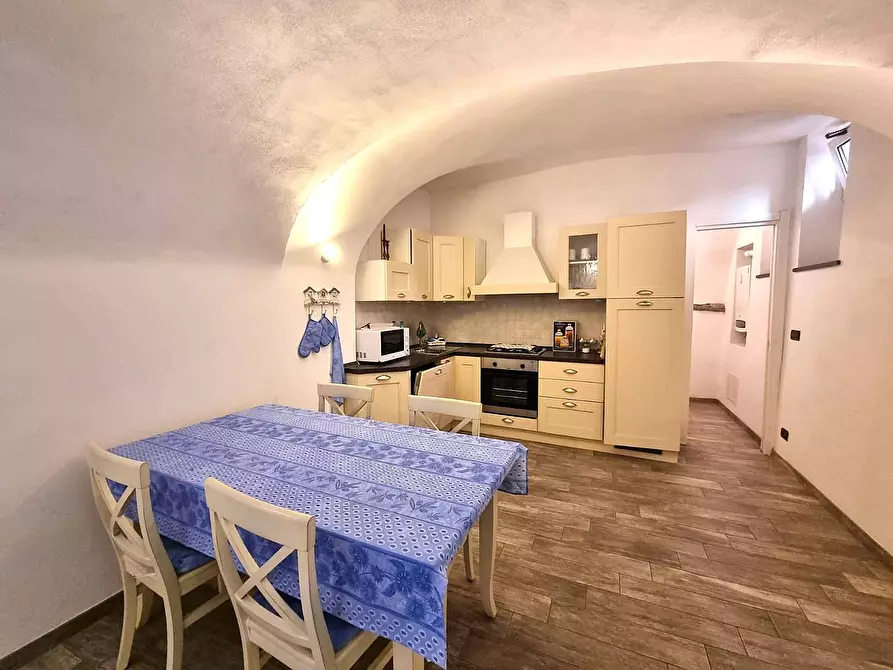 Immagine 7 di Appartamento in vendita  in Via San Giacomo a Finale Ligure