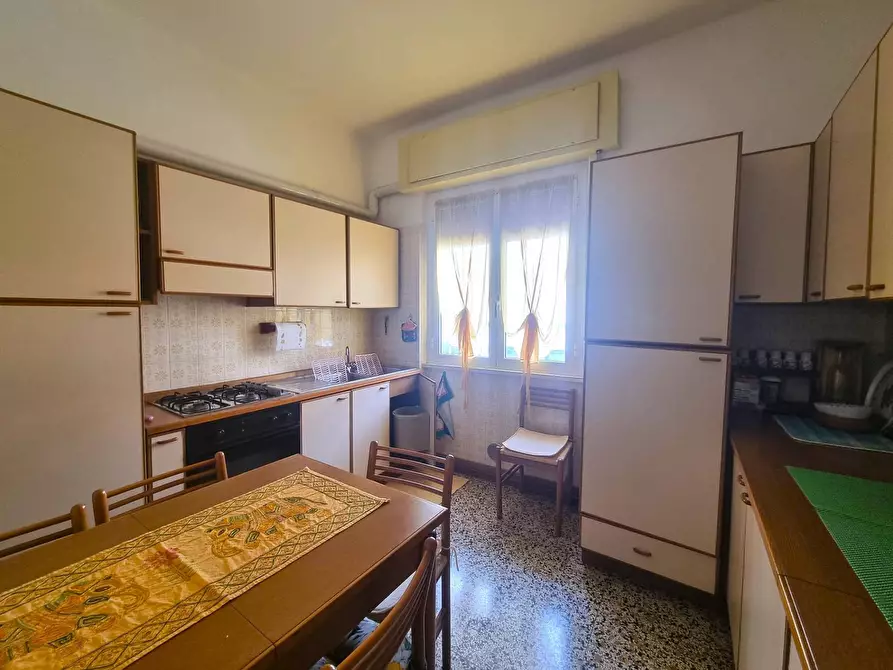 Immagine 5 di Appartamento in vendita  in Via Domenico Brunenghi 123 a Finale Ligure