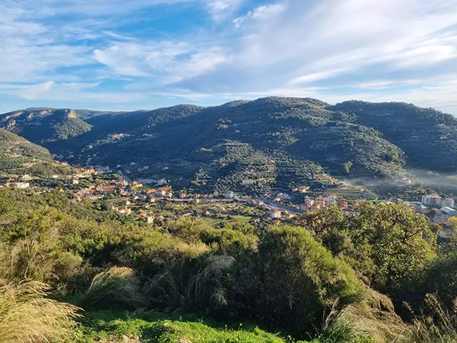 Immagine 2 di Appartamento in vendita  in Via Costa a Finale Ligure