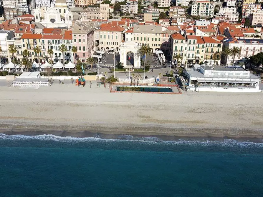 Immagine 25 di Appartamento in vendita  in Via Costa a Finale Ligure