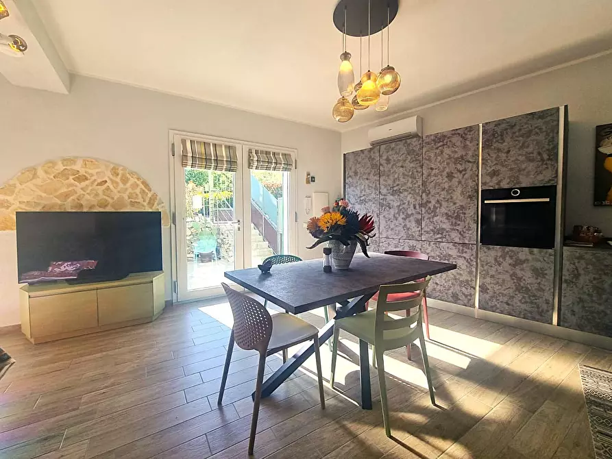 Immagine 1 di Appartamento in vendita  in Strada Provinciale SP 490 a Finale Ligure