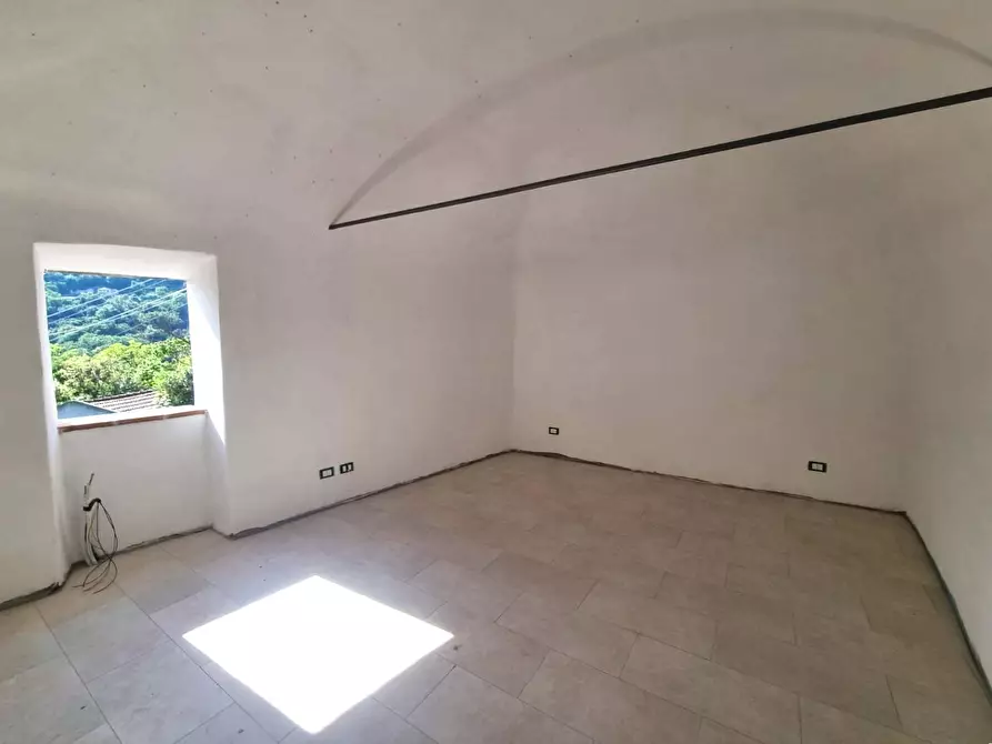 Immagine 7 di Appartamento in vendita  in Via Emo Trinchieri a Finale Ligure