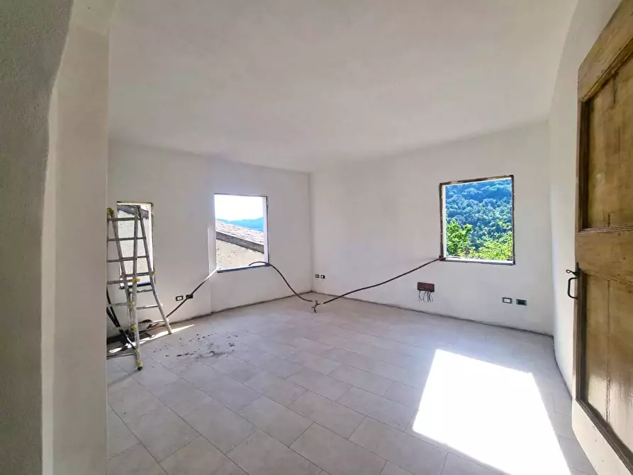 Immagine 6 di Appartamento in vendita  in Via Emo Trinchieri a Finale Ligure