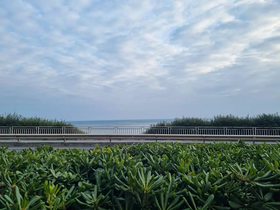 Immagine 15 di Appartamento in vendita  in Via Emo Trinchieri a Finale Ligure