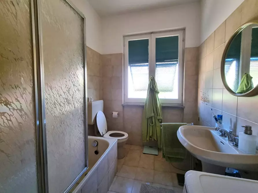 Immagine 7 di Appartamento in vendita  in Piazza Massa a Finale Ligure