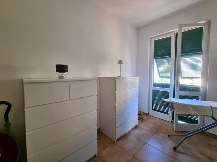 Immagine 11 di Appartamento in vendita  in Piazza Massa a Finale Ligure