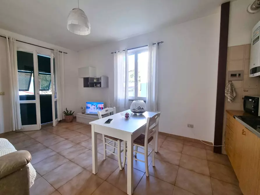 Immagine 3 di Appartamento in vendita  in Piazza Massa a Finale Ligure