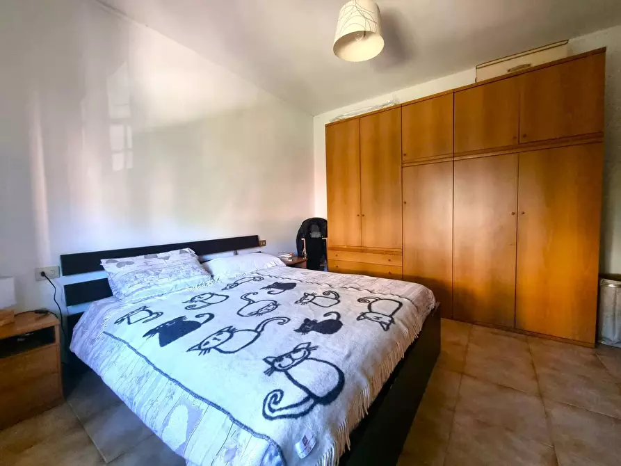 Immagine 8 di Appartamento in vendita  in Piazza Massa a Finale Ligure