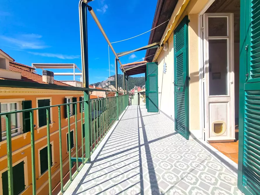 Immagine 22 di Appartamento in vendita  in Via Colombo 47 a Finale Ligure