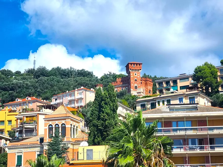 Immagine 20 di Appartamento in vendita  in Via Colombo 47 a Finale Ligure