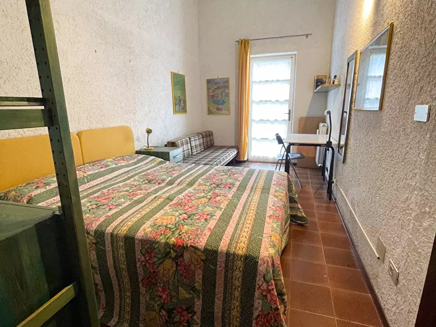 Immagine 19 di Appartamento in vendita  in Via Flavio Gioia 24 a Finale Ligure