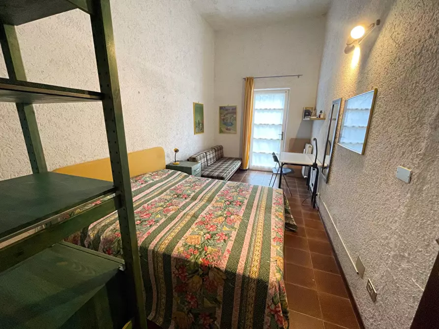 Immagine 20 di Appartamento in vendita  in Via Flavio Gioia 24 a Finale Ligure