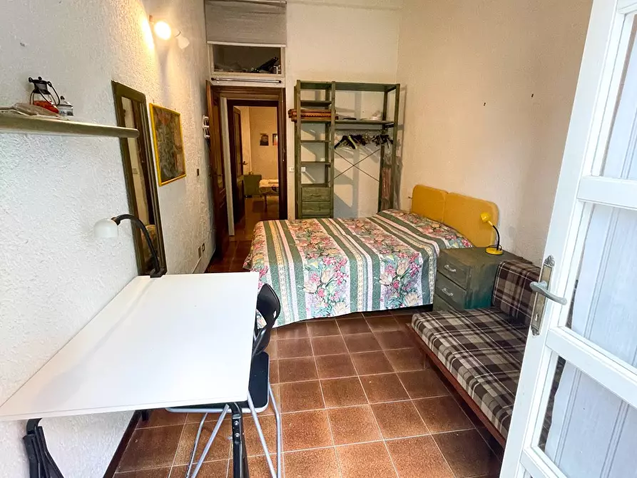 Immagine 26 di Appartamento in vendita  in Via Flavio Gioia 24 a Finale Ligure