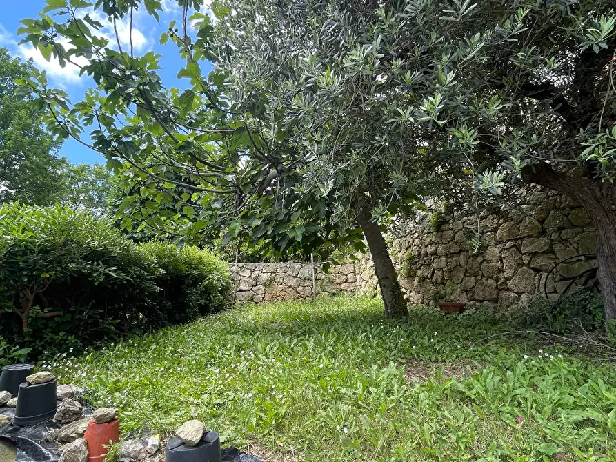 Immagine 30 di Appartamento in vendita  in Via Flavio Gioia 24 a Finale Ligure