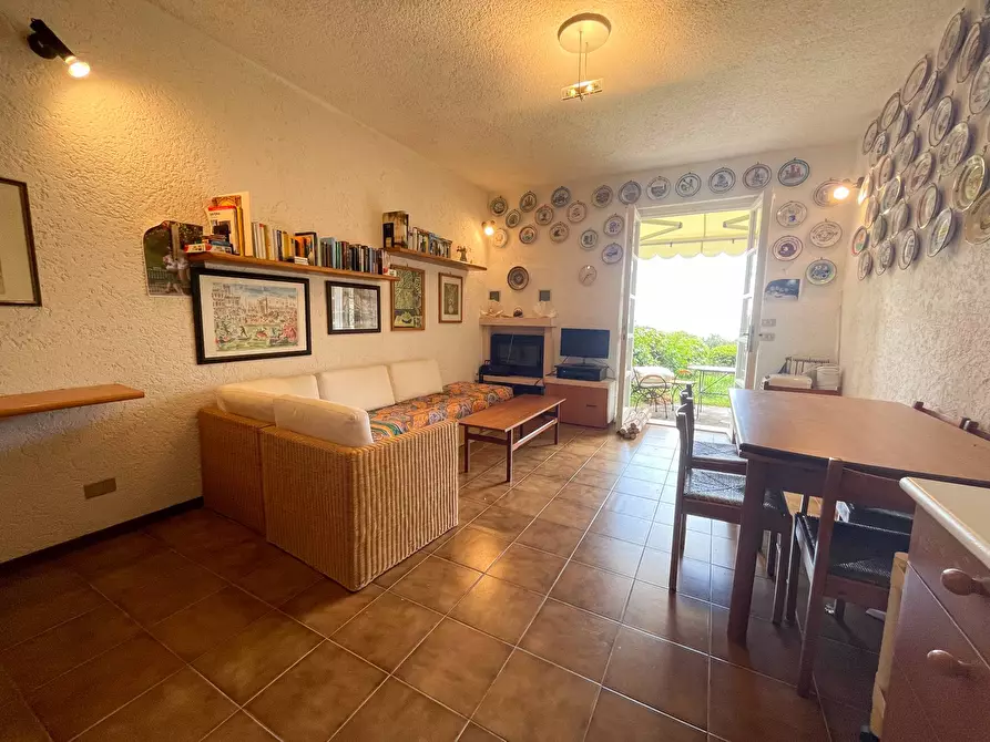 Immagine 42 di Appartamento in vendita  in Via Flavio Gioia 24 a Finale Ligure