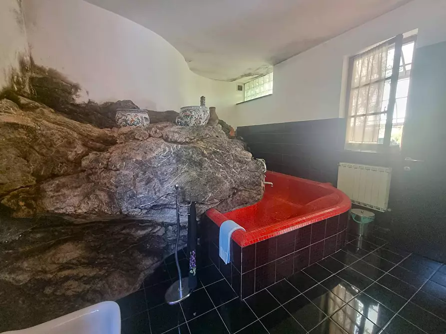 Immagine 11 di Villa in vendita  in Strada Provinciale 34 a Balestrino