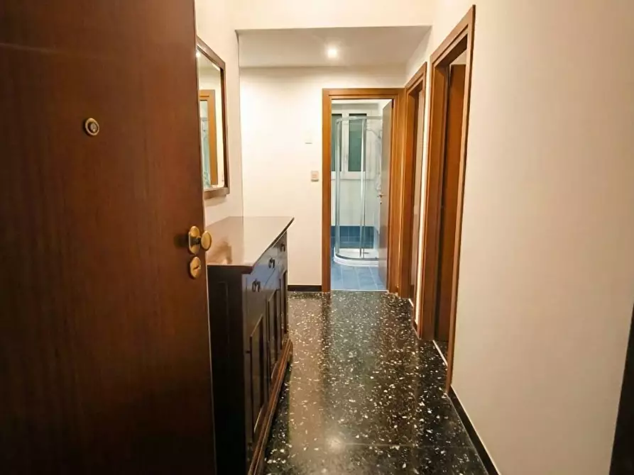 Immagine 4 di Appartamento in vendita  in Via del Centauro a Finale Ligure