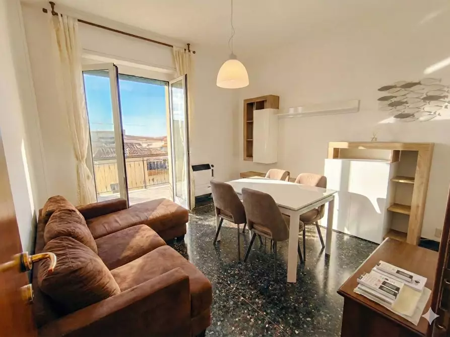 Immagine 1 di Appartamento in vendita  in Via del Centauro a Finale Ligure