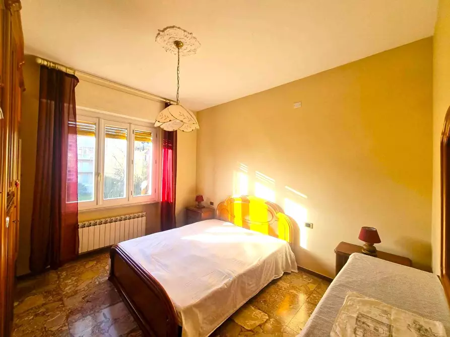 Immagine 7 di Appartamento in vendita  in Via Lungosciusa a Finale Ligure