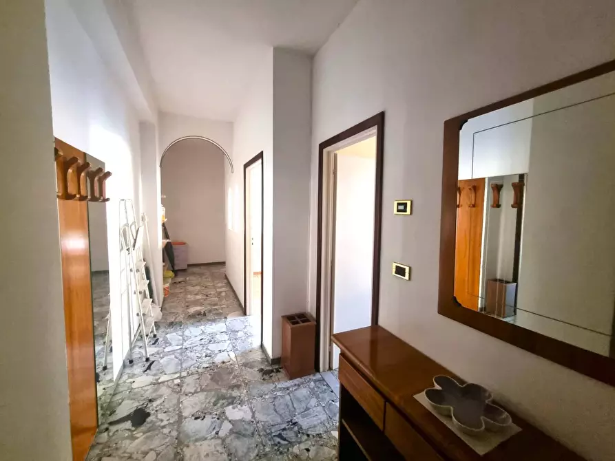 Immagine 11 di Appartamento in vendita  in Via Lungosciusa a Finale Ligure