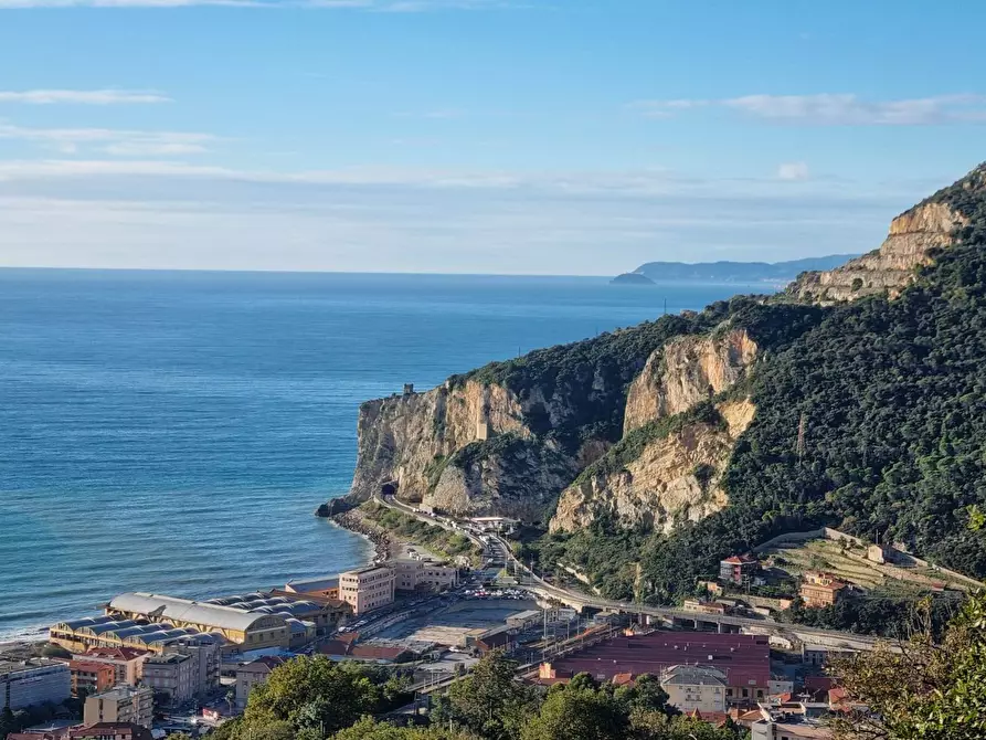 Immagine 20 di Appartamento in vendita  in Via Caboto a Finale Ligure