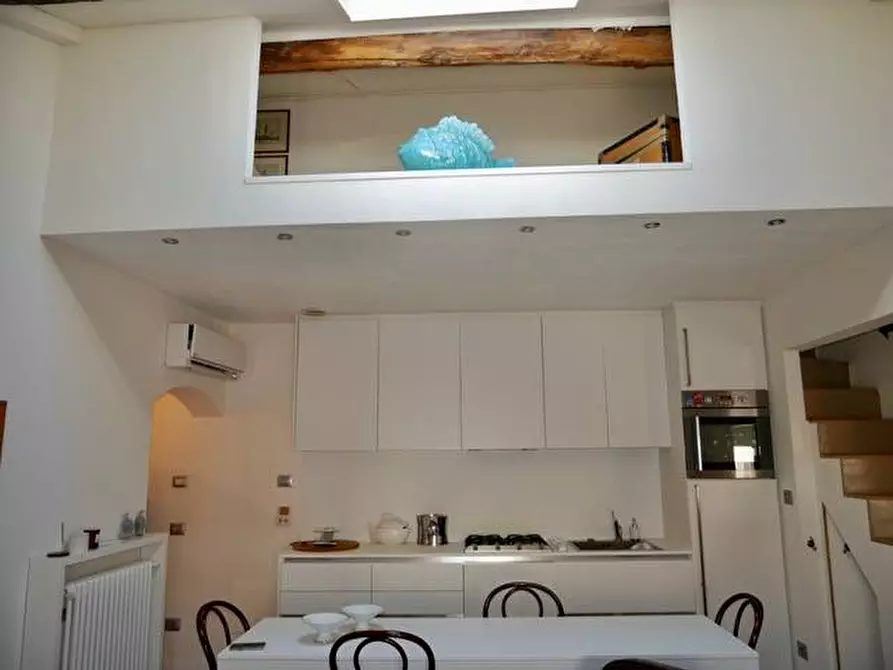 Immagine 6 di Appartamento in vendita  in Via Tommaso Pertica a Finale Ligure