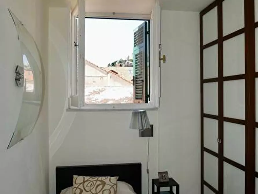 Immagine 14 di Appartamento in vendita  in Via Tommaso Pertica a Finale Ligure