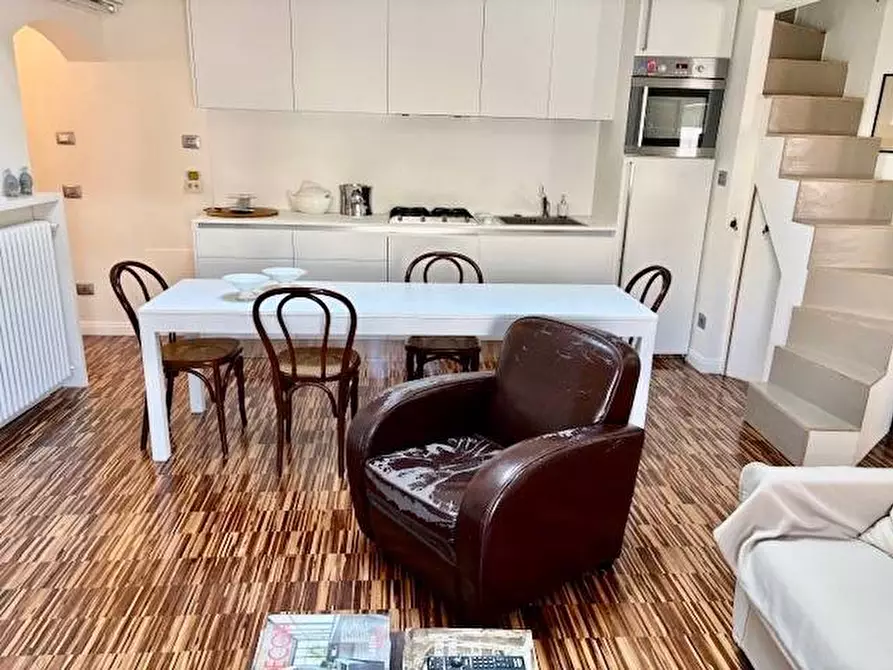 Immagine 32 di Appartamento in vendita  in Via Tommaso Pertica a Finale Ligure