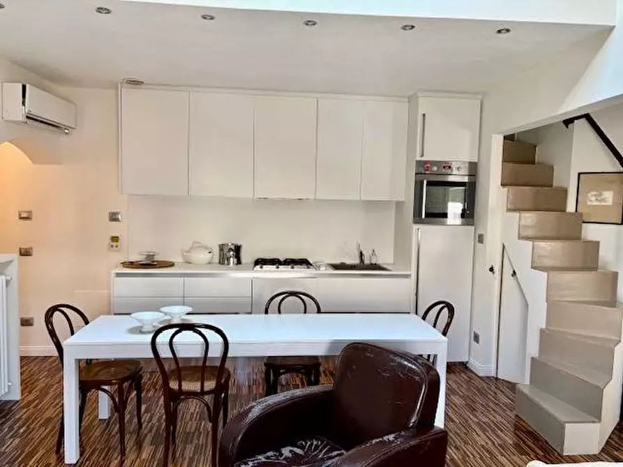 Immagine 33 di Appartamento in vendita  in Via Tommaso Pertica a Finale Ligure