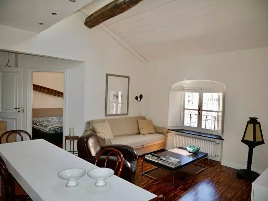 Immagine 43 di Appartamento in vendita  in Via Tommaso Pertica a Finale Ligure