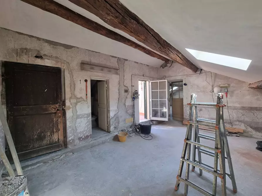 Immagine 3 di Appartamento in vendita  in Via Torcelli a Finale Ligure