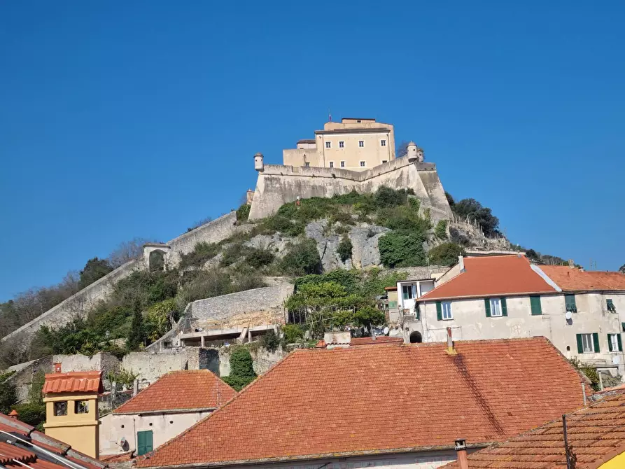 Immagine 1 di Appartamento in vendita  in Via Torcelli a Finale Ligure