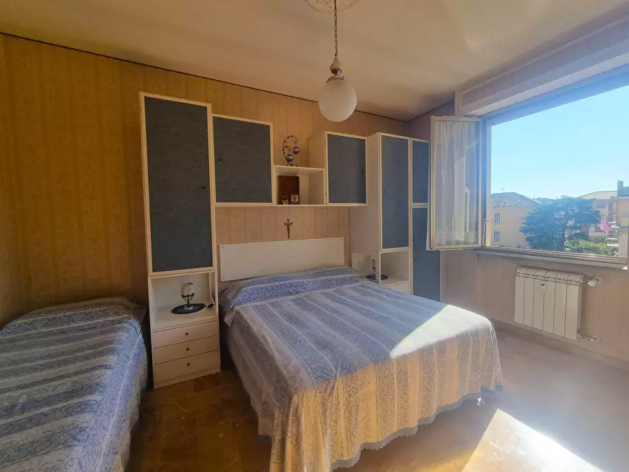 Immagine 8 di Appartamento in vendita  in Piazza Boine a Finale Ligure