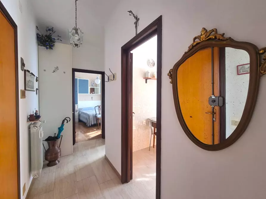 Immagine 14 di Appartamento in vendita  in Piazza Boine a Finale Ligure